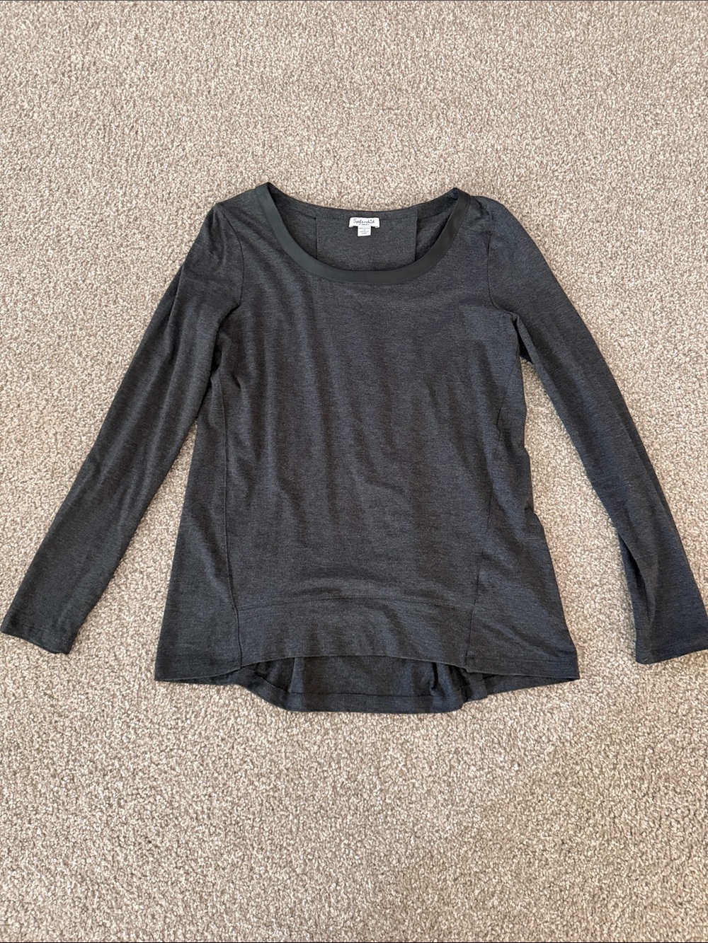 Splendid Charcoal Scoop-Neck Long Sleeve Tee
